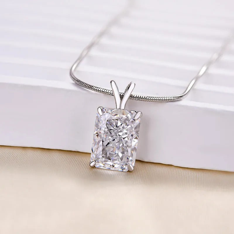 5.0 Carat Noble Crushed Ice Radiant Cut Pendant Necklace In Sterling Silver