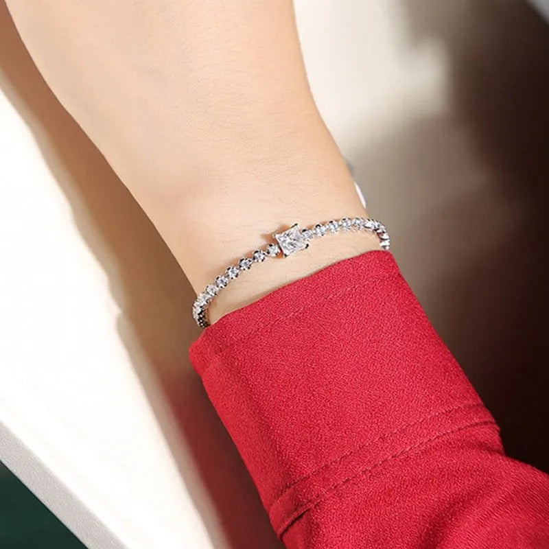 Moissanite 1.0 Carat Square Princess Cut Bracelet