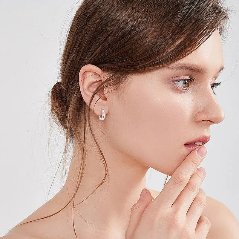 1.0Ct Moissanite Noble U-shaped Round Cut Earrings