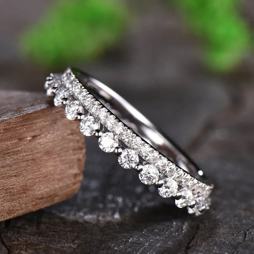 Exquisite Women's Stackable Wedding Band Set In Sterling Silver