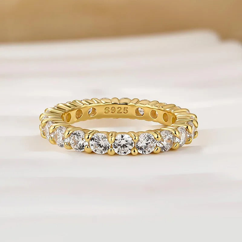 Eternity Round Cut Simulated Diamond Women's Wedding Band In Sterling Silver